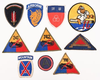WWII US ARMY PATCH LOT ARMORED BATTALION AIRBORNE