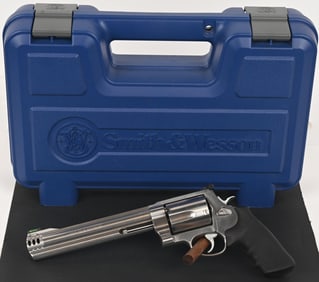 SMITH & WESSON MODEL 460 VXR REVOLVER W/CASE