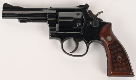 SMITH AND WESSON MODEL 15-3 REVOLVER 38 SPECIAL
