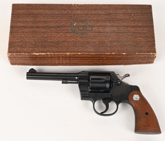 COLT OFFICIAL POLICE REVOLVER 38 SPL w/BOX