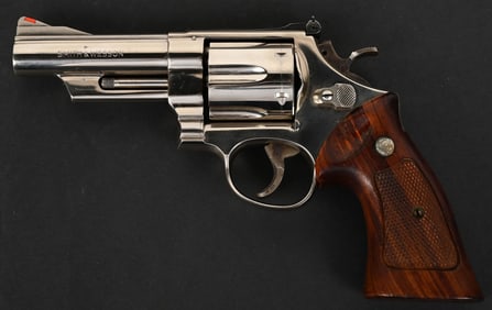 SMITH & WESSON MODEL 57 TARGET, NO DASH, 41 MAG