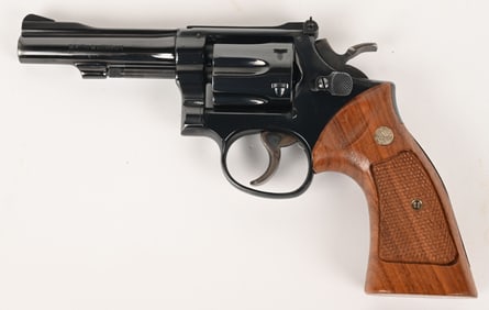 SMITH & WESSON MODEL 18-4 DOUBLE ACTION REVOLVER