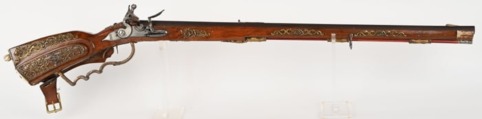 CONTEMPORARY CHEEKSTOCK FLINTLOCK RIFLE
