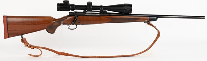 WINCHESTER MODEL 70 BOLT ACTION RIFLE IN .223 REM