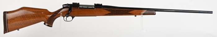 WEATHERBY MARK V DELUXE IN 300 WBY MAGNUM