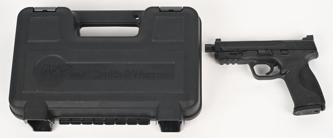 SMITH AND WESSON M&P 9 SHIELD W/HARD CASE