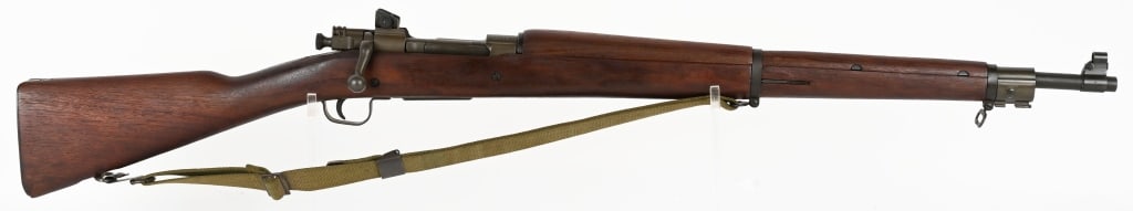 U.S. REMINGTON MODEL 1903-A3 BOLT ACTION RIFLE.: SERIAL NUMBER: 3722133. BARREL: 24". CALIBER: 30-06 SPRG. MANUFACTURED: 1943. Metal is matte finished with blue steel barrel bands and floor plate, bolt , butt plate. Sights are standard with barrel d