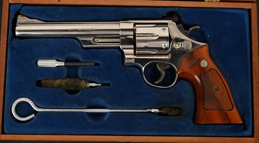 SMITH & WESSON MODEL 29-2 .44 MAG REVOLVER W/CASE