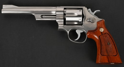 SMITH & WESSON MODEL 624-4 TARGET STAINLESS .44