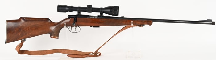 ANSCHULTZ MODEL 1422 BOLT ACTION RIFLE 22 LR.