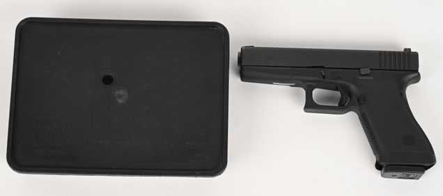 GLOCK MODEL 20 SEMI AUTO 10MM PISTOL