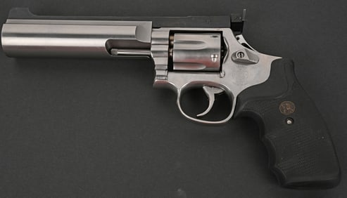 SMITH AND WESSON MODEL 64-3 COMPETITON 38