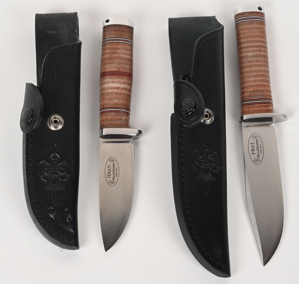 FÄLLKNIVEN KNIFE LOT IDUN FREJ SHEATHED KNIVES: Lot of two Sheathed Knives to include 1) Fallkniven NL5 Idun Lam-VG-10. 3.93701 inch blade. Knife is in MINT condition. 2) Fallkniven NL5 Frej Lam-VG-10. 5 3/16 inch blade Knife is in 
