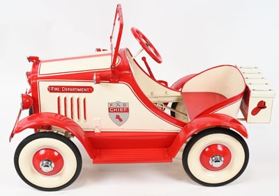 1920's RESTORED STEELCRAFT FIRE CHIEF PEDAL CAR