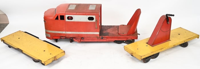 1954 DOEPKE YARDBIRD TRAIN SET