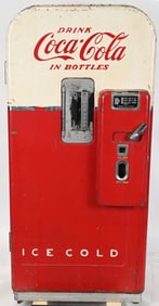 1950s COCA COLA VENDO 39 VENDING MACHINE