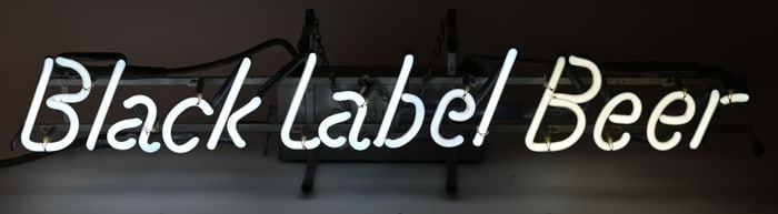 VINTAGE BLACK LABEL NEON SIGN