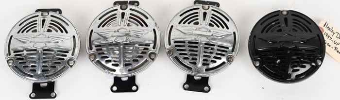 HARLEY DAVIDSON SPRINGER HORNS