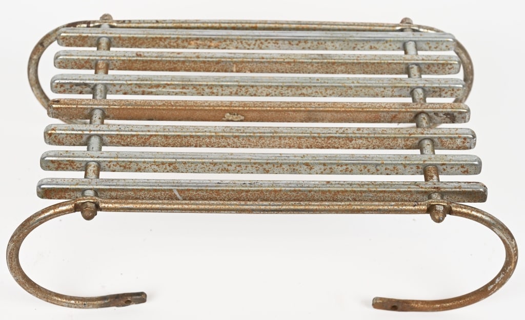 VINTAGE KNUCKLEHEAD PANHEAD LUGGAGE RACK (1 of 3)