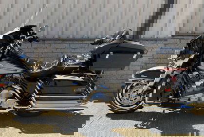 1986 HARLEY DAVIDSON FLHTC LIBERY EDITION