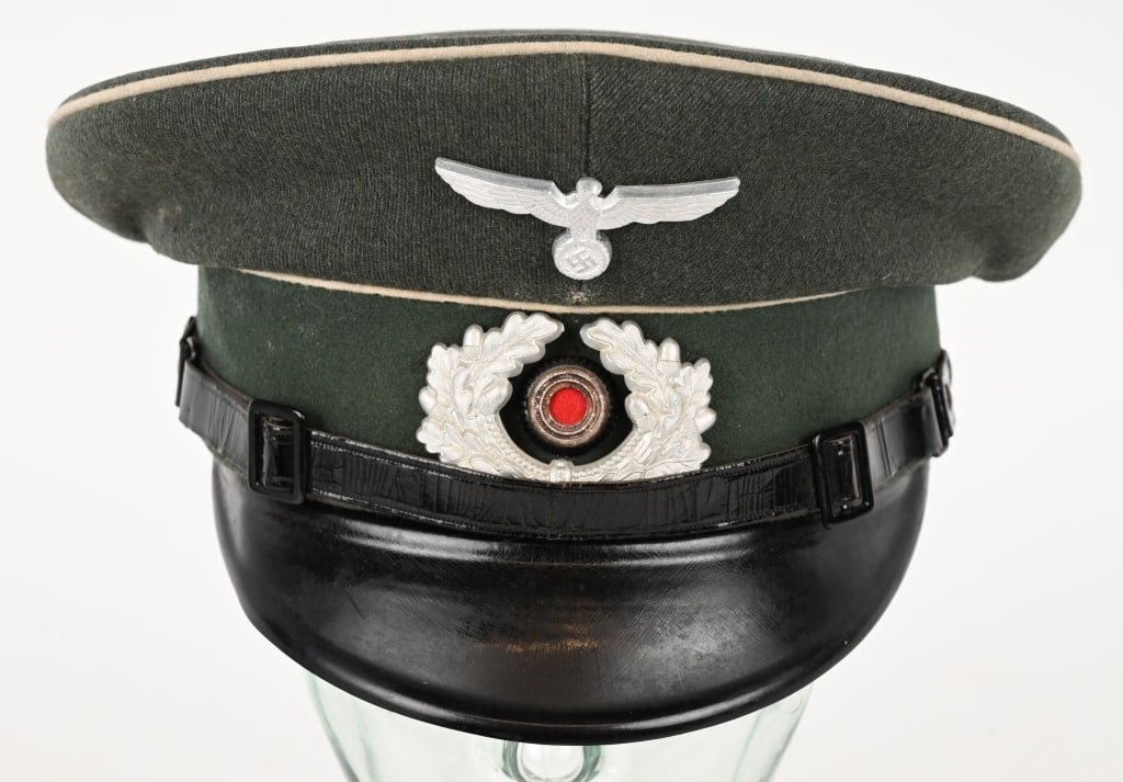 WWII NAZI GERMAN INFANTRY ENLISTED VISOR CAP WW2: Nice quality, private purchase, visor cap with a field-gray wool body and crown and a blue/green badge cloth centerband with white wool waffenfarbe to crown edge and the top and bottom edges of the ce
