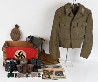 WWII BRING HOME BOX WITH NAZI GERMAN SOUVENIRS WW2