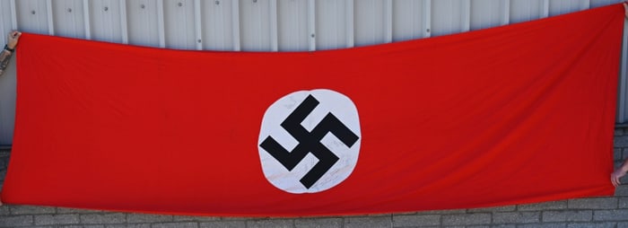 WWII NAZI GERMAN VEHICLE FLAG SIGNED BY VETS WW2