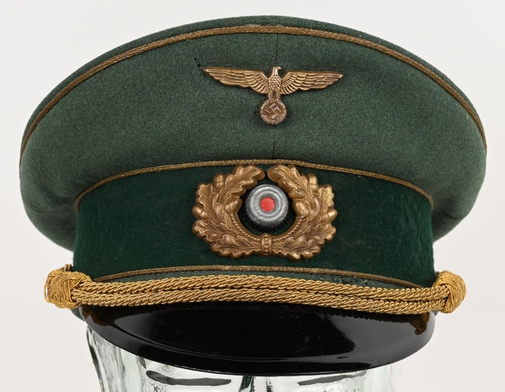 WWII NAZI GERMAN HEER GENERALS VISOR HAT WW2: Beautiful, 1942 pattern Heer General Officer’s visor cap roughly a size 56. The cap body is constructed of a very fine, high quality doeskin wool in superb condition. It is piped in gold bullion