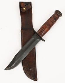WWII USMC KABAR FIGHTING KNIFE W BATTLE HONORS WW2