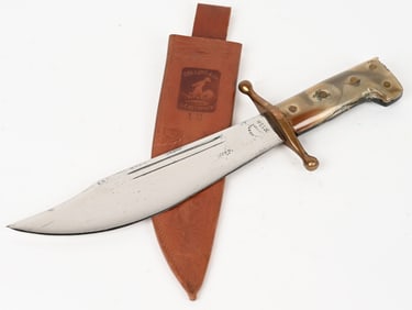 WWII US MARINE RAIDER V-44 GREEN HORN BOWIE KNIFE