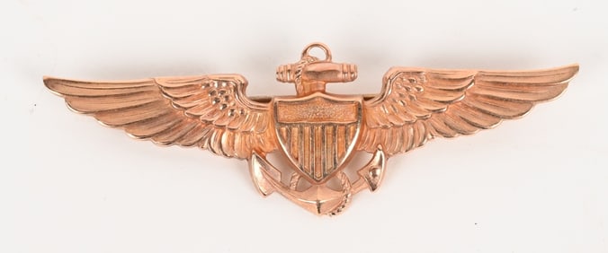 WWII US NAVAL AVIATOR WINGS IN 14K BALFOUR WW2