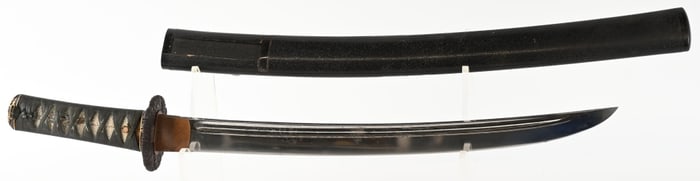 JAPANESE WAKIZASHI WITH EXCELLENT MOUNTS