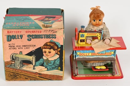 JAPAN BATTERY OP DOLLY SEAMSTRESS w/ BOX