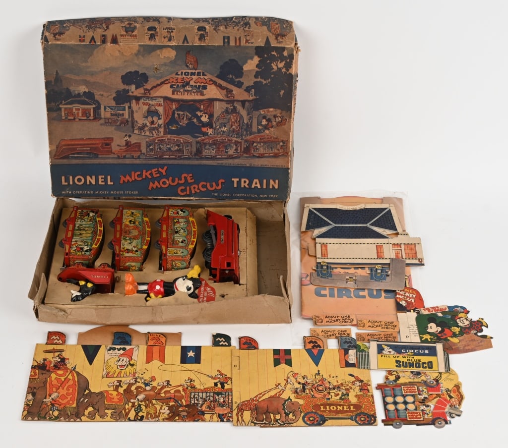 LIONEL MICKEY MOUSE CIRCUS TRAIN w/ BOX (1 of 20)