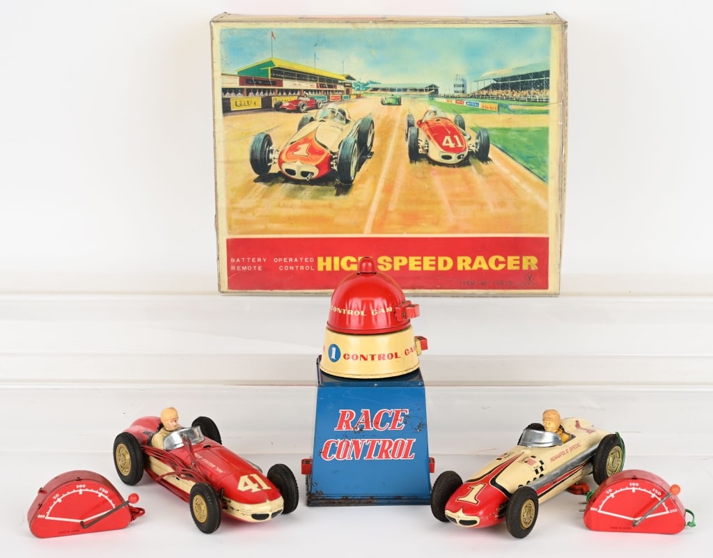 JAPAN BATTERY OP HIGH SPEED RACER SET (1 of 16)