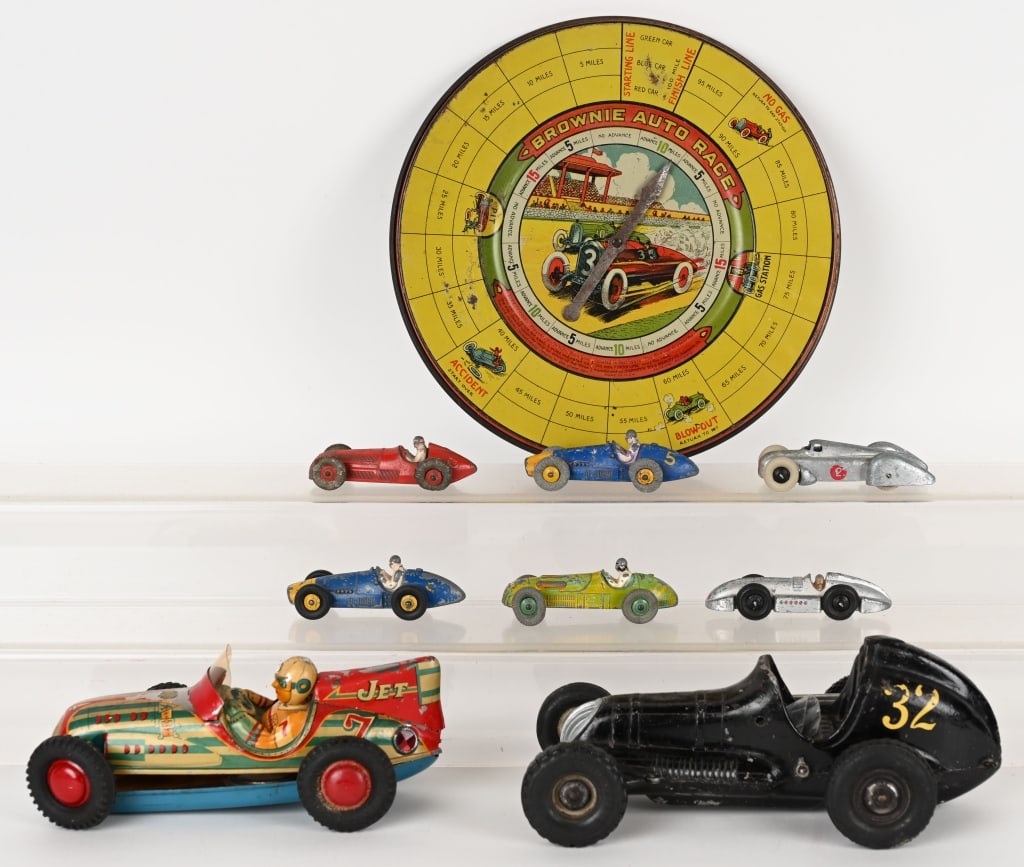 LOT OF VINTAGE TOY RACE CARS (1 of 12)