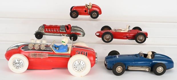 LOT OF VINTAGE TOY RACE CARS