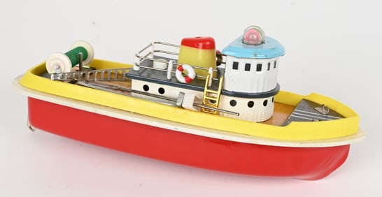 RED CHINA BATTERY OP FISHING BOAT w/ BOX