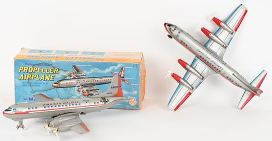 2- BATTERY OP AMERICAN AIRLINES ELECTRA AIRPLANES