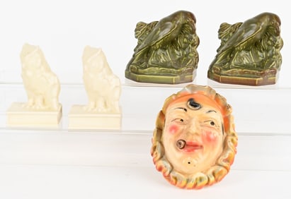 BOOK ENDS & STING HOLDER