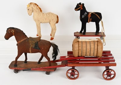 HORSE ON PLATFORMS & MORE