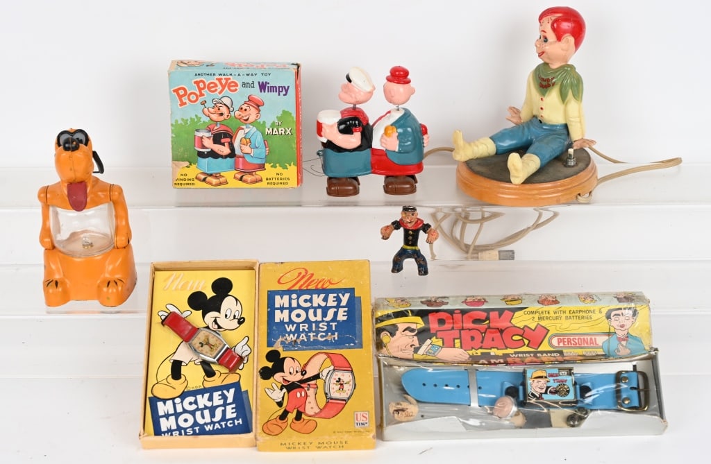 LOT OF CHARACTER TOYS (1 of 7)
