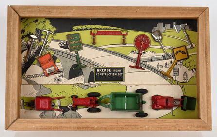 ARCADE CAST IRON CONSTRUCTION SET w/ INSERT