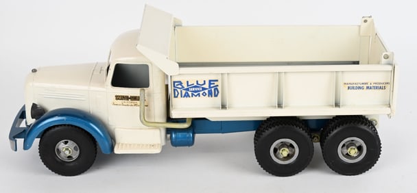 SMITH MILLER BLUE DIAMOND DUMP TRUCK