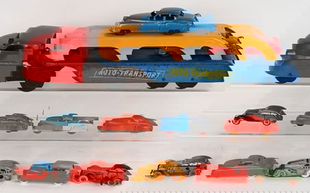 LOT OF VINTAGE TOY VEHICLES
