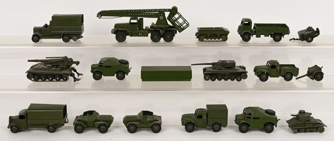 LOT OF DINKY MILITARY VEHICLES