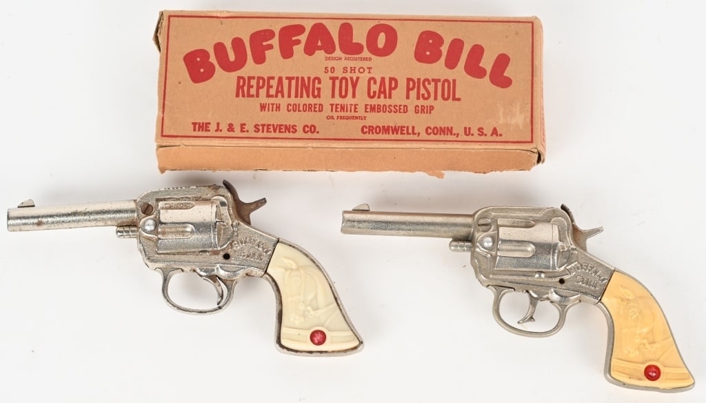 2- JE STEVENS CASY IRON BUFFALO BILL CAP GUNS (1 of 6)