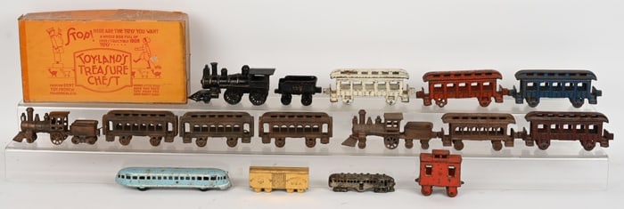 LARGE LOT CAST IRON TRAINS & MORE