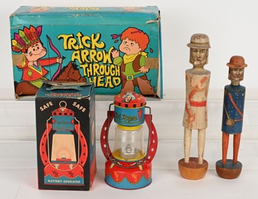 LOT OF VINTAGE TOYS