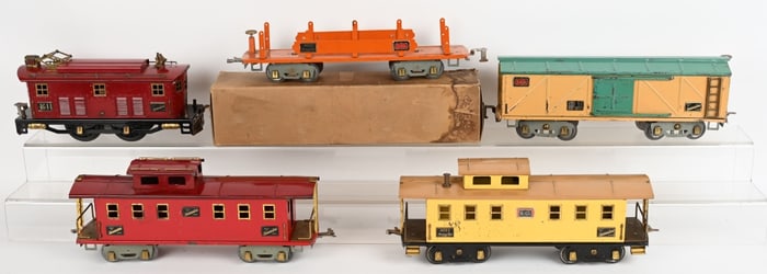 AMERICAN FLYER STANDARD 4644, & 4 CARS